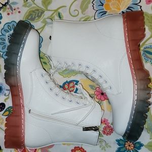 WANTED Footwear White Rainbow Sole Boots Size 7